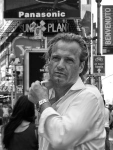 World Famous Fashion & Advertising Photographer